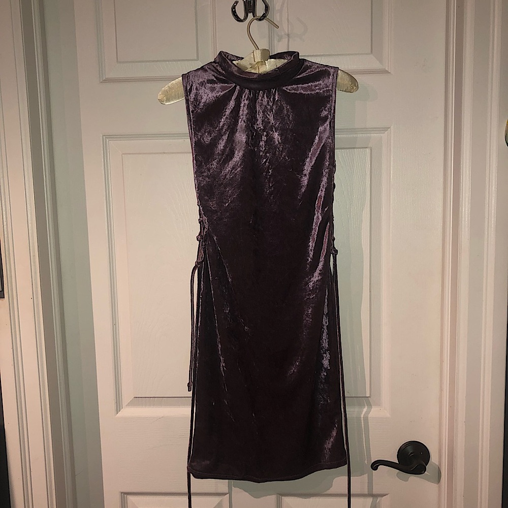Shiny Velvet Dress | Purple - Mauve - Light Plum | Tie-Up Side Slit | High-Neck
